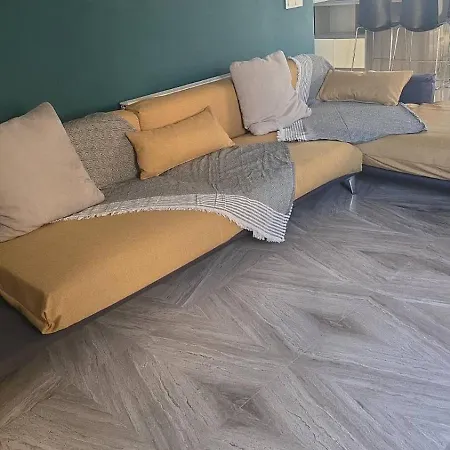 Sk Santorini 梅萨雷亚